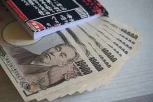 Money &amp; Budgeting in Japan: Costs, ATMs &amp; Cash Tips for Travelers
