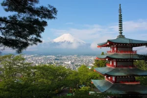 Your Guide to the Takayama Spring Festival: Japan in April 2026