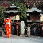 How to Bow in Japan: A Traveler’s Guide to Greeting Etiquette