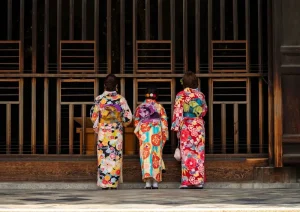 Beyond ‘Konnichiwa’: Essential Japanese Greetings for Travelers