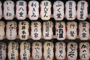 Japanese Etiquette for Tourists: Dos and Don’ts You Must Know