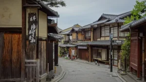 Navigating Kyoto: Your Guide to Public Transport &amp; Getting Around