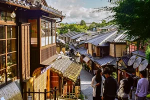 Nishiki Market: Your Essential Guide to Kyoto’s Kitchen