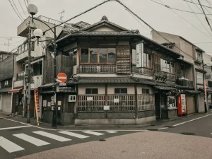 Exploring Gion: Kyoto’s Historic Geisha District &amp; Nightlife